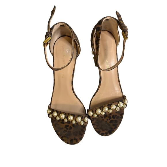 Stuart Weitzman Morepearls Leopard sandal Pearl embellishments Size  5.5 - Picture 3 of 7